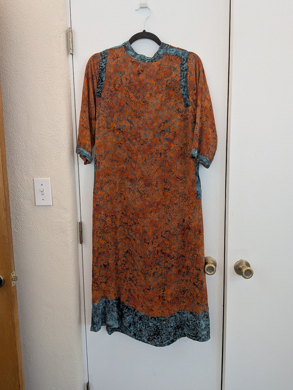 Boho Orange Teal Floral Maxi Dress Caftan Soft Surroundings 100% Rayon Batik PS - Picture 4 of 10